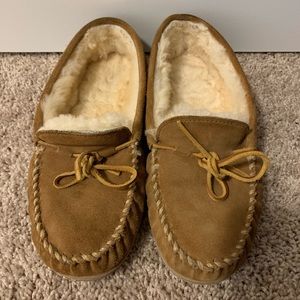 Minnetonka Men’s House Shoes Size 10